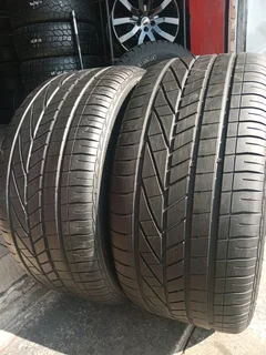 275/35 R20 used tyres in mint condition. Call /WhatsApp Enzo 0783455713