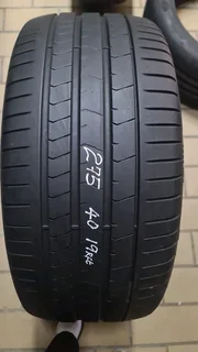 295/30 R20 used tyres and more.call/whatsapp Enzo 0783455713