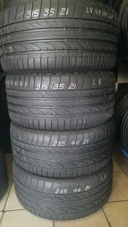 295/35 R21 used tyres and more.call/whatsapp Enzo 0783455713