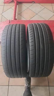 275/40 R20 used tyres and more.call/whatsapp Enzo 0783455713
