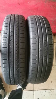 285/35 R21 used tyres in mint condition. Call /WhatsApp Enzo 0783455713