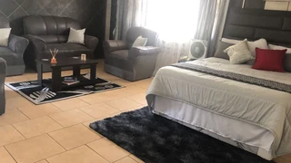 Beautiful one bedroom in the quite outskirts of Springs, nice plot near a main road Emerlo road,