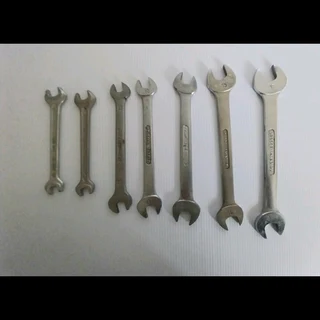 Set of spanners