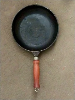 Large frying pan