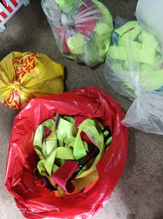 I I&#39;m selling safety harness for 1900 4 of those