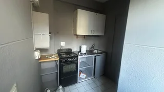 Studio apartment R2600 Durban smith street
