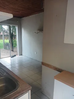 Property - Ad posted by Lee Brown