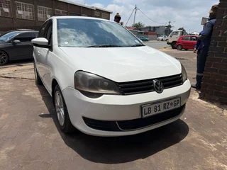 2014 Volkswagen Polo Sedan Sedan