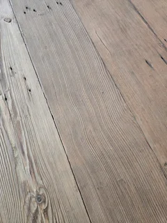 Oregon pine table for sale