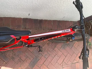 Giant Talon 1 27.5 Hardtail Mountain Bike Red