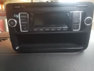 VW original car radio