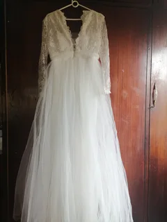 Wedding dress