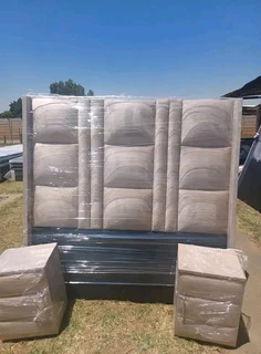 Valentines Month Special(Combo Deal Buy 1Bed &#43;Headboard Get Two Side Pedestals Free