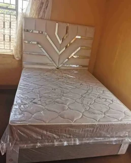 End Of Season Clearance Sale (Beds and Headboards)