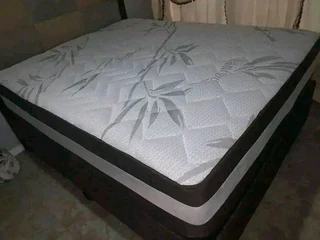 End of Winter Clearance Sale (Beds and Headboards)