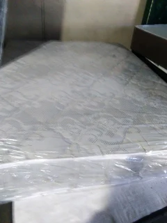 End of Winter Clearance Sale (Beds and Headboards)