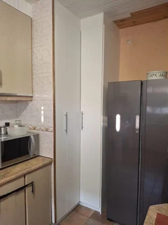 Cabinet maker/Carpenter/Handyman