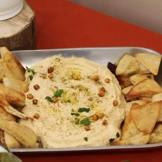 Private professional Family Butler Chef Driver looking for a job