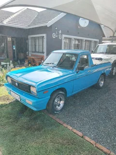 Nissan 1400 CHAMP bakkie km 174000 clean one owner lady driven