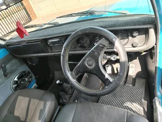 Nissan 1400 CHAMP bakkie km 174000 clean one owner lady driven