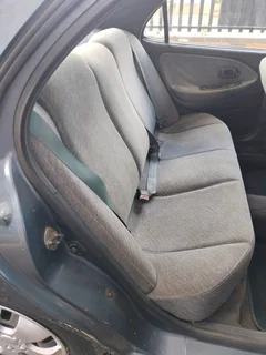 Hyundai Elantra 1 6i gls automatic