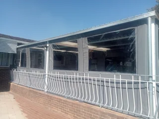 Canvas outdoor blinds