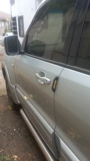 2005 Mitsubishi Pajero SUV