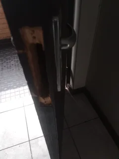 Bachelor Flat with Balcony