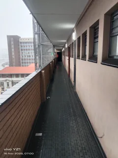 Bachelor Flat with Balcony