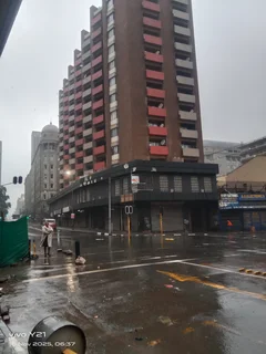 Bachelor Flat with Balcony