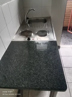 Bachelor Flat with Balcony