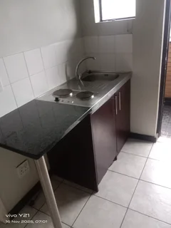 Bachelor Flat with Balcony