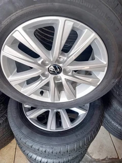 Polo Vivo Rims And TYRES 185/60/15 inch