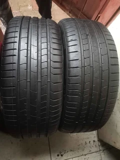 2x 225/40/19 Pirelli pzero normal tyres