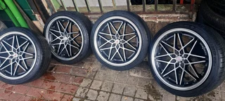 A set of 17imch pcd 4/100 and 4/108 will fit on toyota, citron,nissain,ford etc