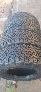 A set of brand new BFGoodrich ko2 , 285/70/17