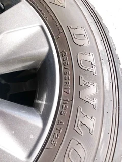 265/65/17 tyres and rims for Toyota Hilux available for good price