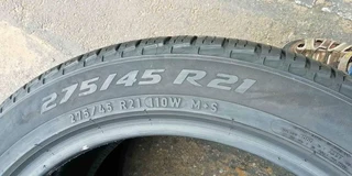 275/45/21 pirelli scorpion verd complete set for sale 85% life threat very good condition