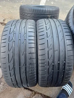2x 225/40/18 Bridgestone runflat