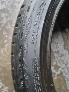 2x245/40/19 Michelin runflat