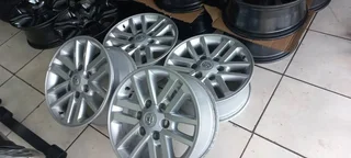 D4d 17 inche Toyota Hilux Mag Rims for sale