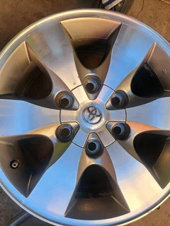 A set of 16inch Toyota hilux rims