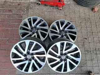 A set of 18inch navarra mags
