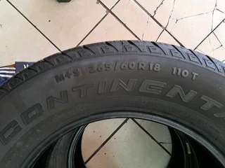 265/60/18 continental cross contact brand new