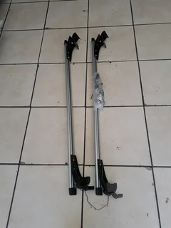 A univesal roof rack