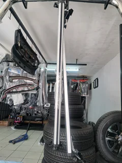 A univesal roof rack