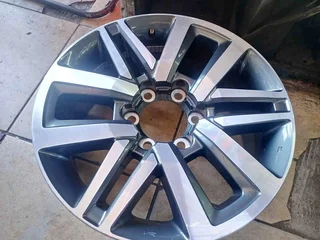 One brand new 18inch Toyota 4x4 rim