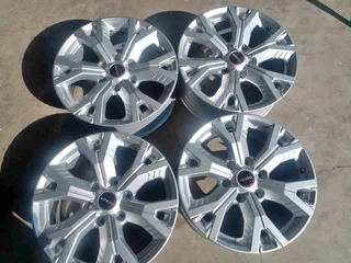 We sale single and full sets of rims from 13 to 23 inch