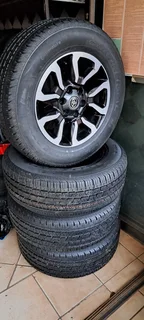 A set of 18inch  legend RS with brand new tyres