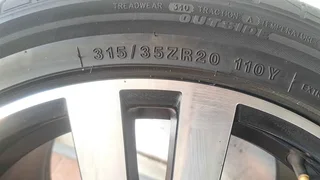 20 inch wide &amp; narrow BMW X5, X6 mag rims with 315/35R20 and 275/40R20 tires